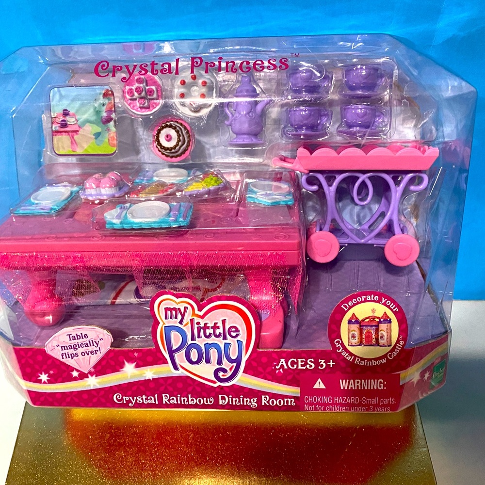 MY LITTLE PONY G3 NWT VTG 2005 CRYSTAL PRINCESS CRYSTAL RAINBOW DINING ROOM RARE